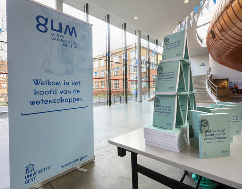 Verspreiding 'leeg boek, met enkel een inleiding' in kader van lancering GUM