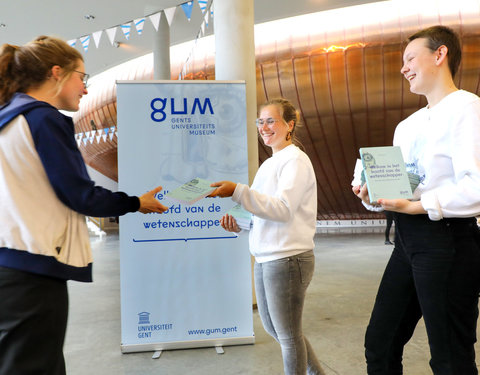 Verspreiding 'leeg boek, met enkel een inleiding' in kader van lancering GUM