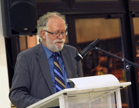 Inhuldiging kunstwerk 'De laatste dag, als het heidens oog vol is' van Camiel Van Breedam, een schenking van Roger en Constance 