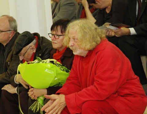 Inhuldiging kunstwerk 'De laatste dag, als het heidens oog vol is' van Camiel Van Breedam, een schenking van Roger en Constance 