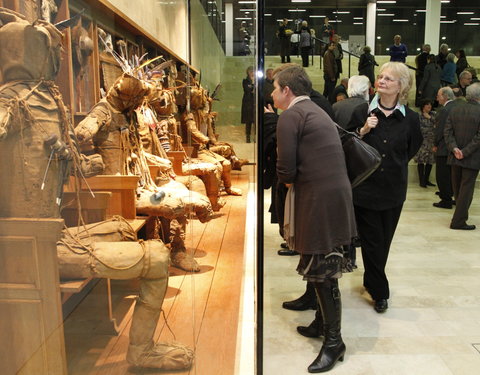 Inhuldiging kunstwerk 'De laatste dag, als het heidens oog vol is' van Camiel Van Breedam, een schenking van Roger en Constance 