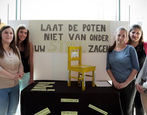 Tentoonstelling (posters en creatieve voorstellingen) door studenten Geneeskunde en Gezondheidswetenschappen-52061