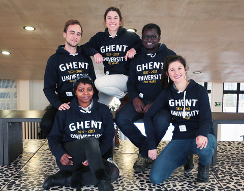 Studenten met UGent sweater