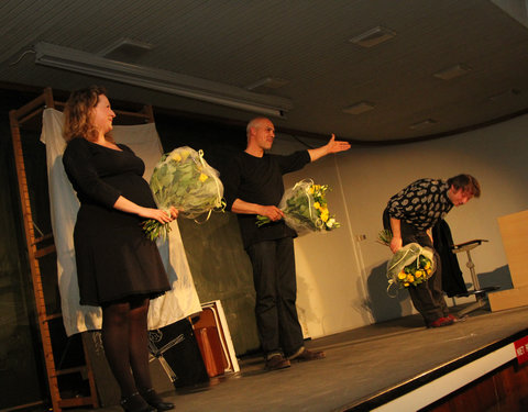 Première van de 'De Wandelende Jood', theatervertelling naar de symbolische roman van August Vermeylen, aan UGent gebracht in he